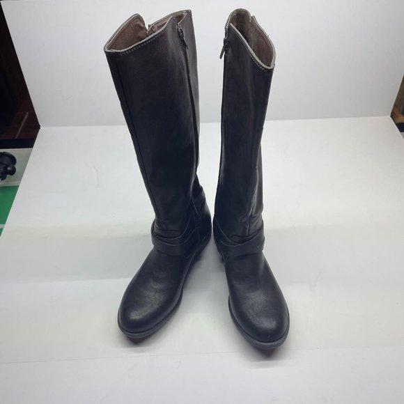Report Brand Ladies  Brown size 10 zip-up boots with 2 faux and 2 real zippers - Picture 1 of 6